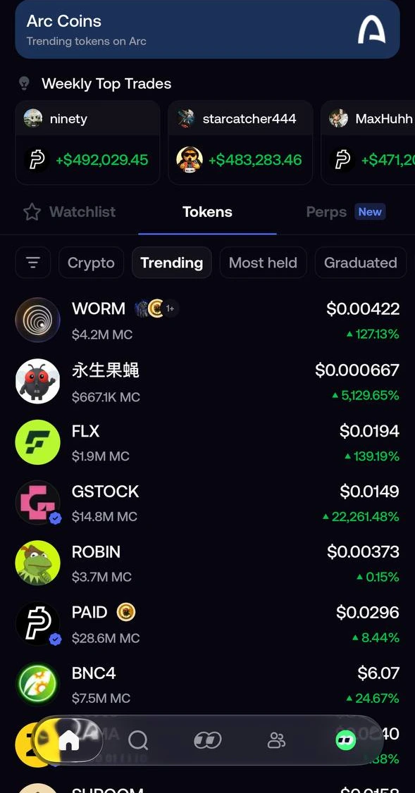 Fomo app home screen with Arc Coins banner, Weekly Top Trades row and the Tokens Trending list